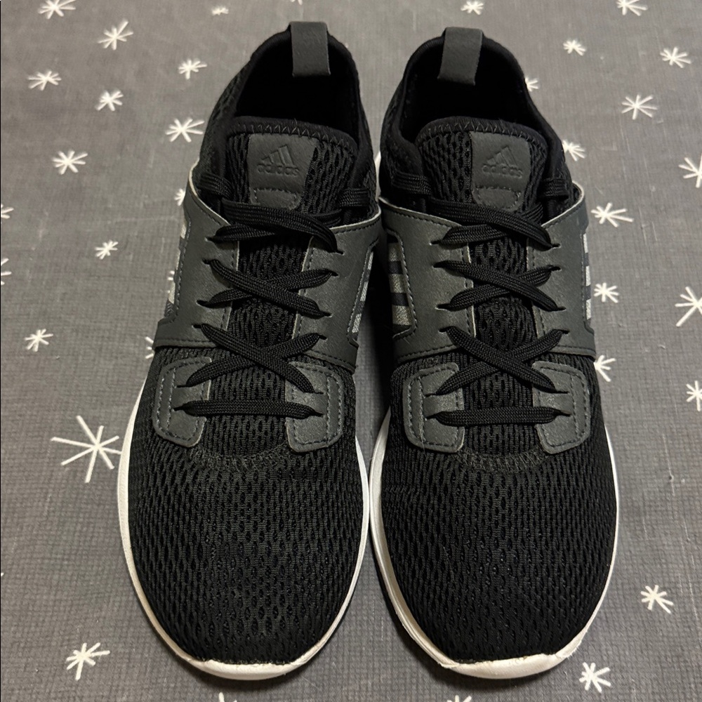 Worn once ADIDAS Durama Cloudfoam Unisex athleisure shoes. Size Women’s 6.5 - Picture 10 of 16